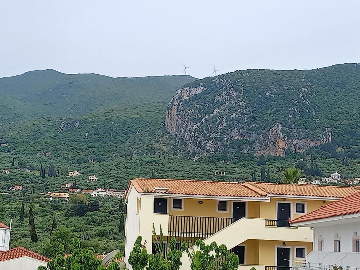 Almiriki Studios & Apartments Alykes  Bagian luar foto