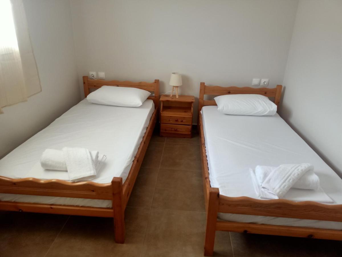 Almiriki Studios & Apartments Alykes  Bagian luar foto